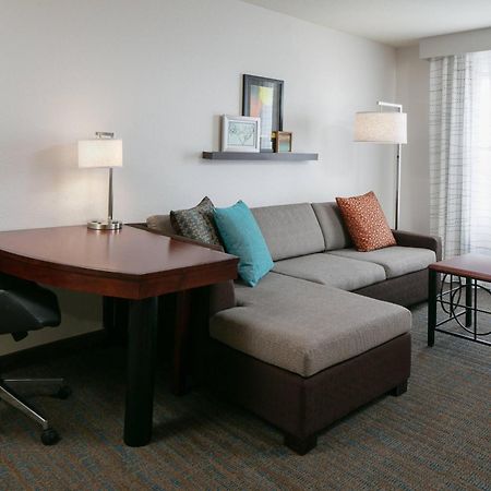 Residence Inn By Marriott Lincoln South Экстерьер фото