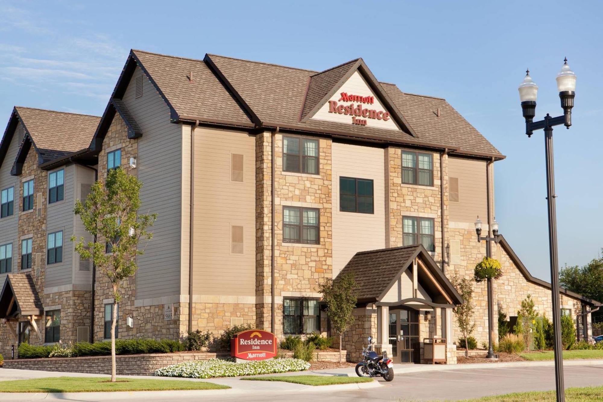 Residence Inn By Marriott Lincoln South Экстерьер фото